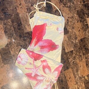 SHEIN Cream and Yellow Garment